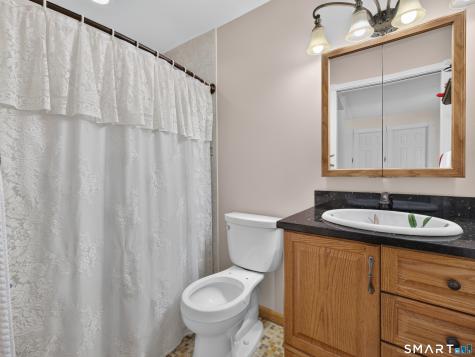 87 Leafwood Lane Groton CT 06340