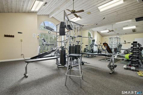 87 Leafwood Lane Groton CT 06340