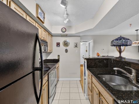 87 Leafwood Lane Groton CT 06340