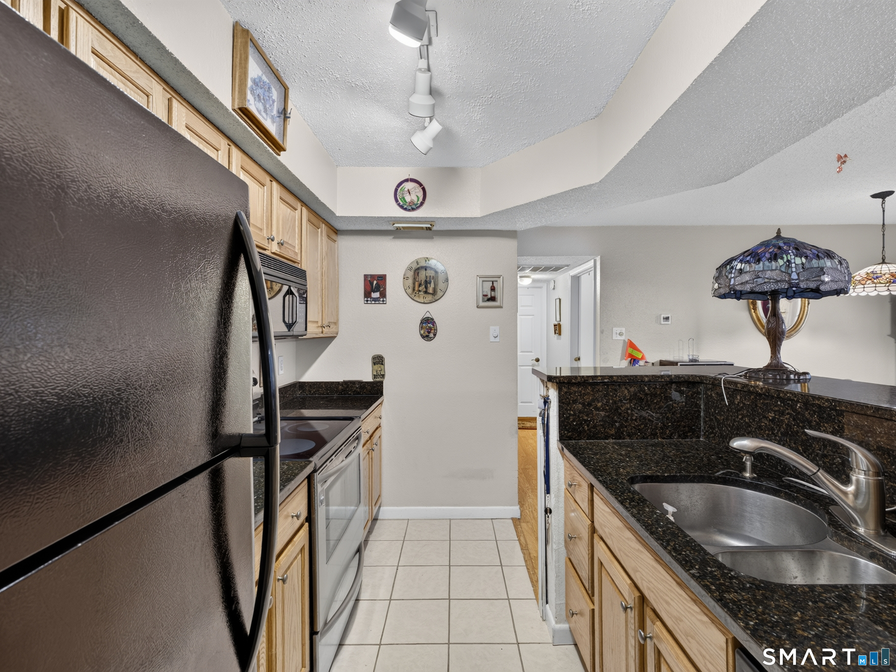 87 Leafwood Lane Groton CT 06340