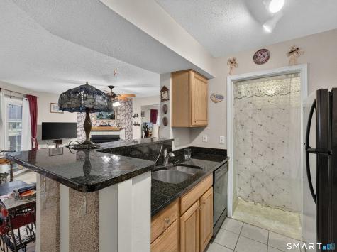 87 Leafwood Lane Groton CT 06340