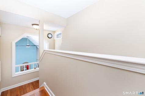 8 Whitward Place Windsor CT 06095
