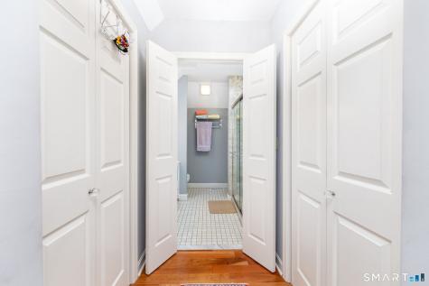 8 Whitward Place Windsor CT 06095