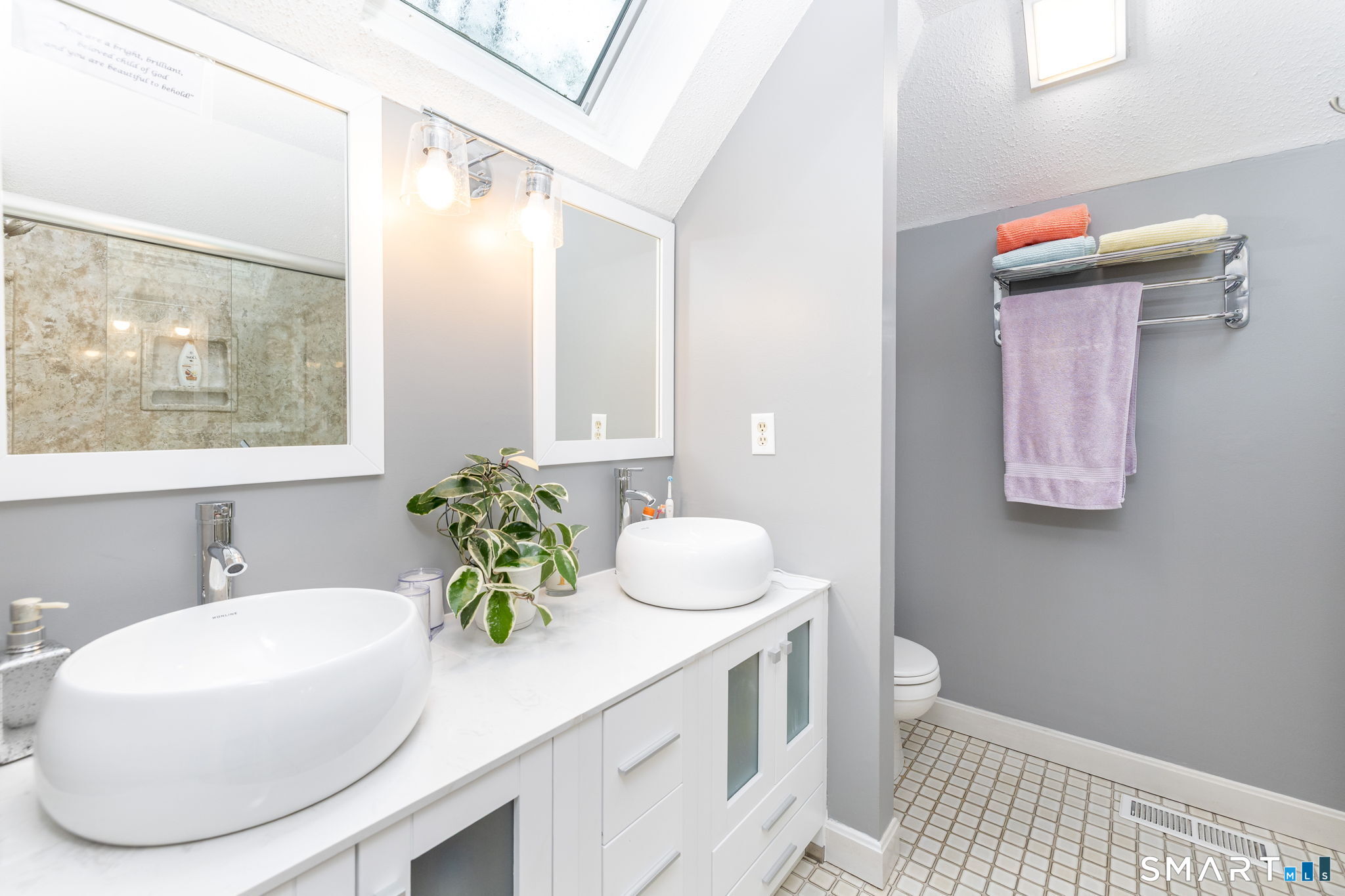 8 Whitward Place Windsor CT 06095