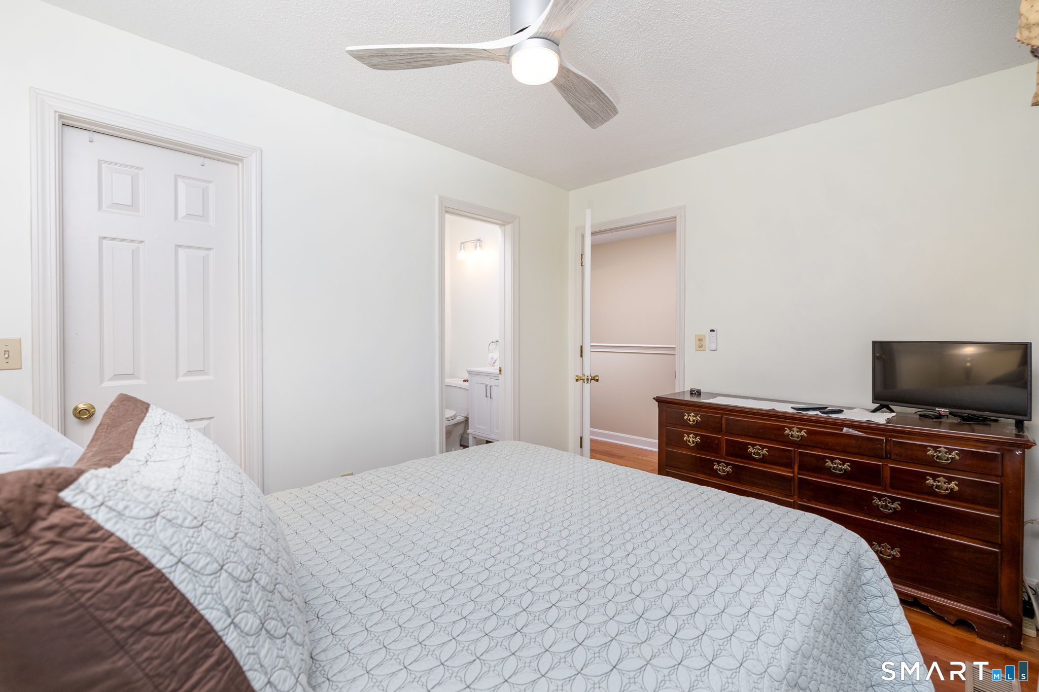 8 Whitward Place Windsor CT 06095