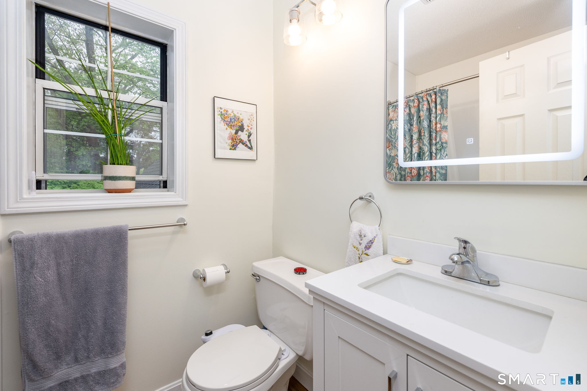 8 Whitward Place Windsor CT 06095