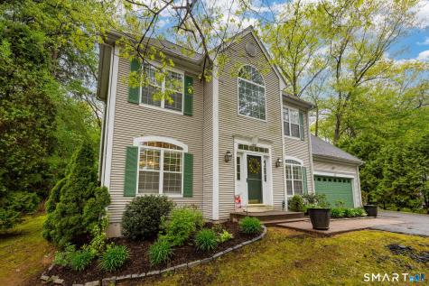 8 Whitward Place Windsor CT 06095