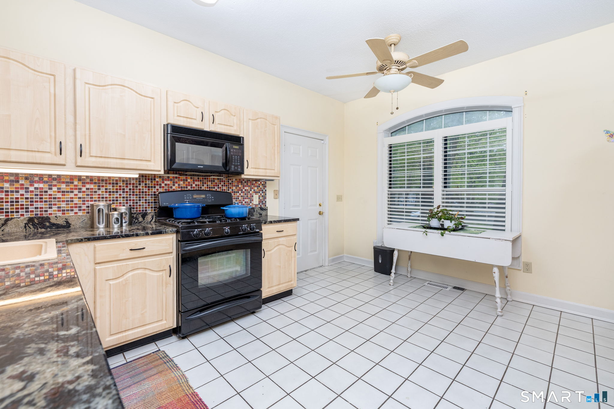 8 Whitward Place Windsor CT 06095