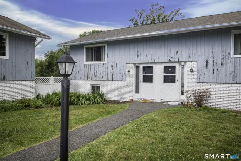 11 Cedarbrook Townhouse Road Brookfield CT 06804