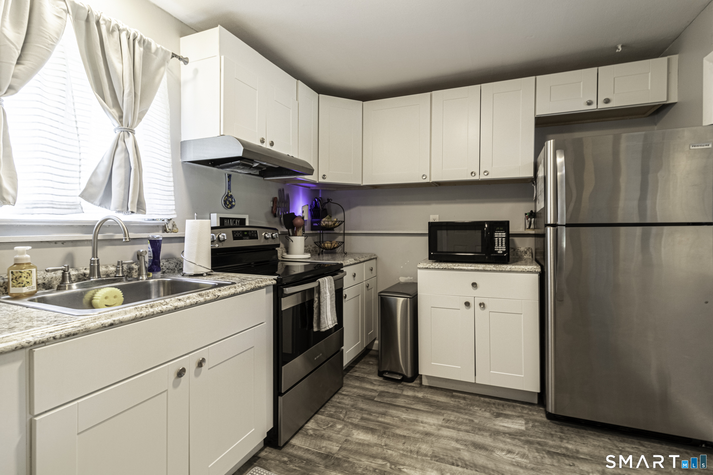 11 Cedarbrook Townhouse Brookfield CT 06804