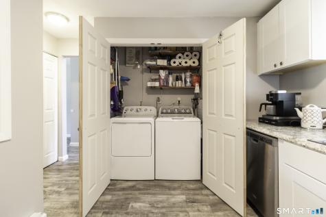 11 Cedarbrook Townhouse Road Brookfield CT 06804