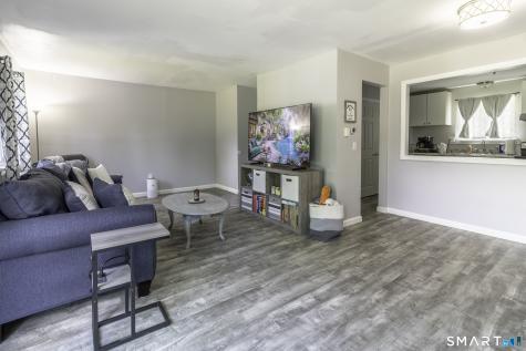 11 Cedarbrook Townhouse Road Brookfield CT 06804