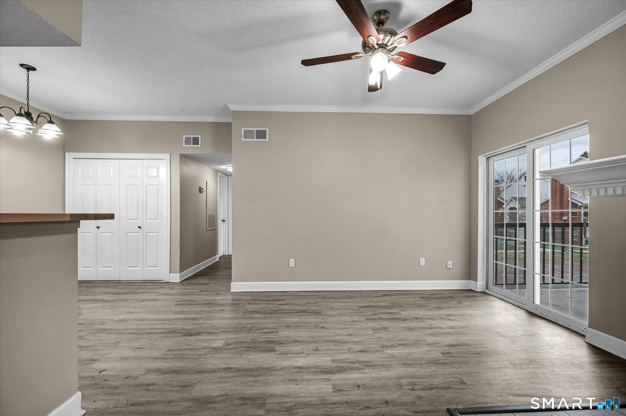 31 High Street East Hartford CT 06118