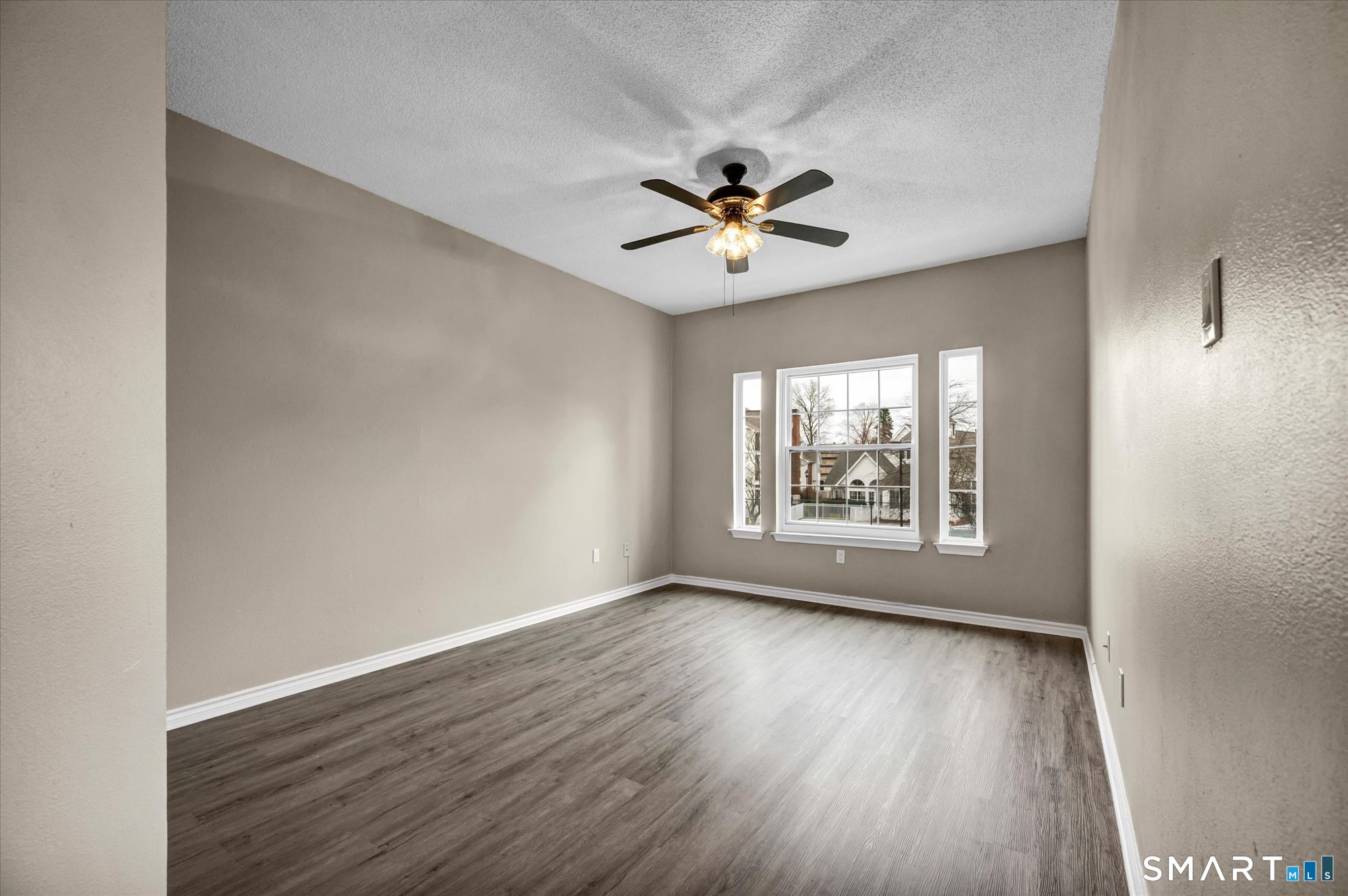 31 High Street East Hartford CT 06118