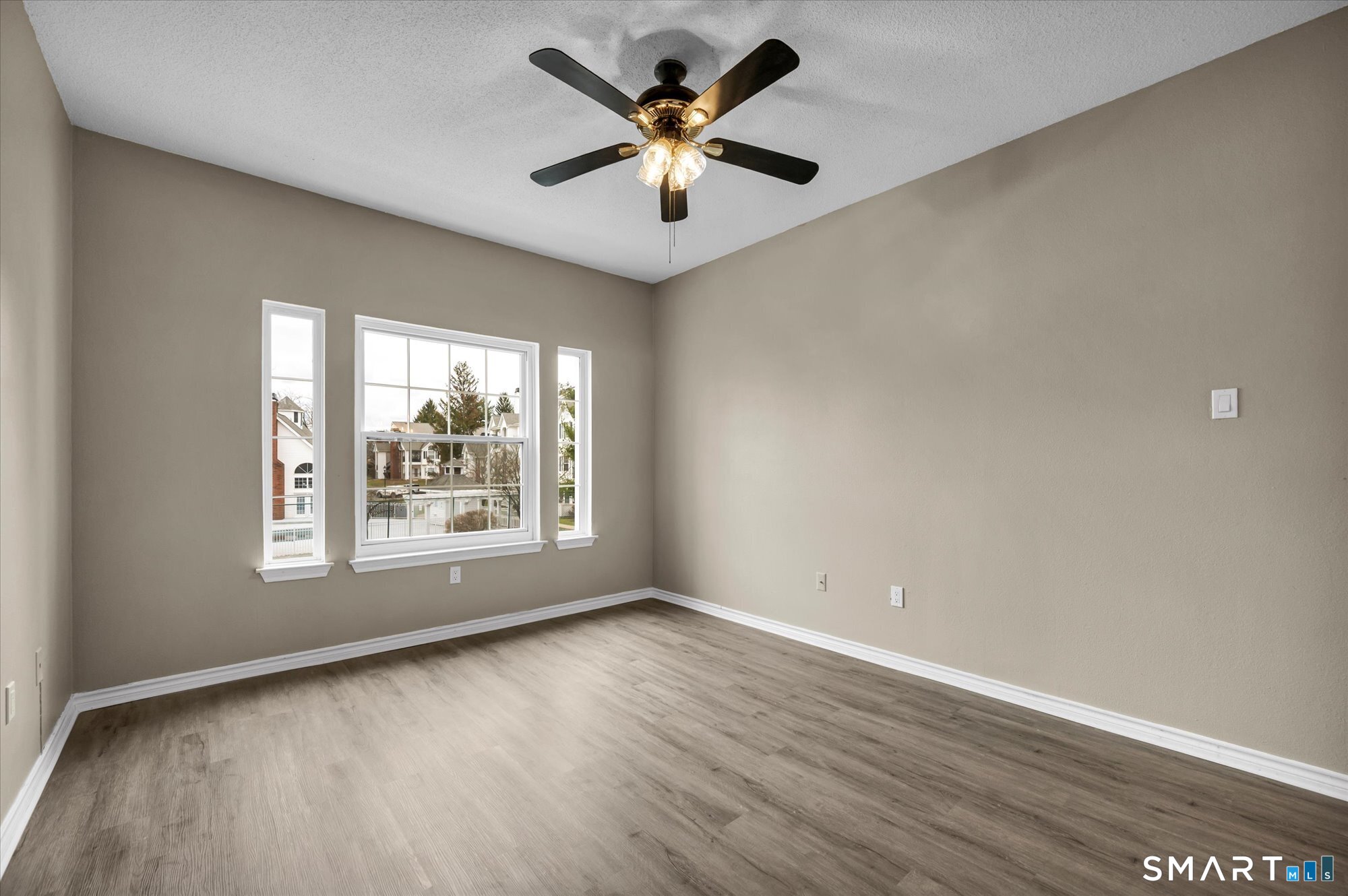 31 High Street East Hartford CT 06118