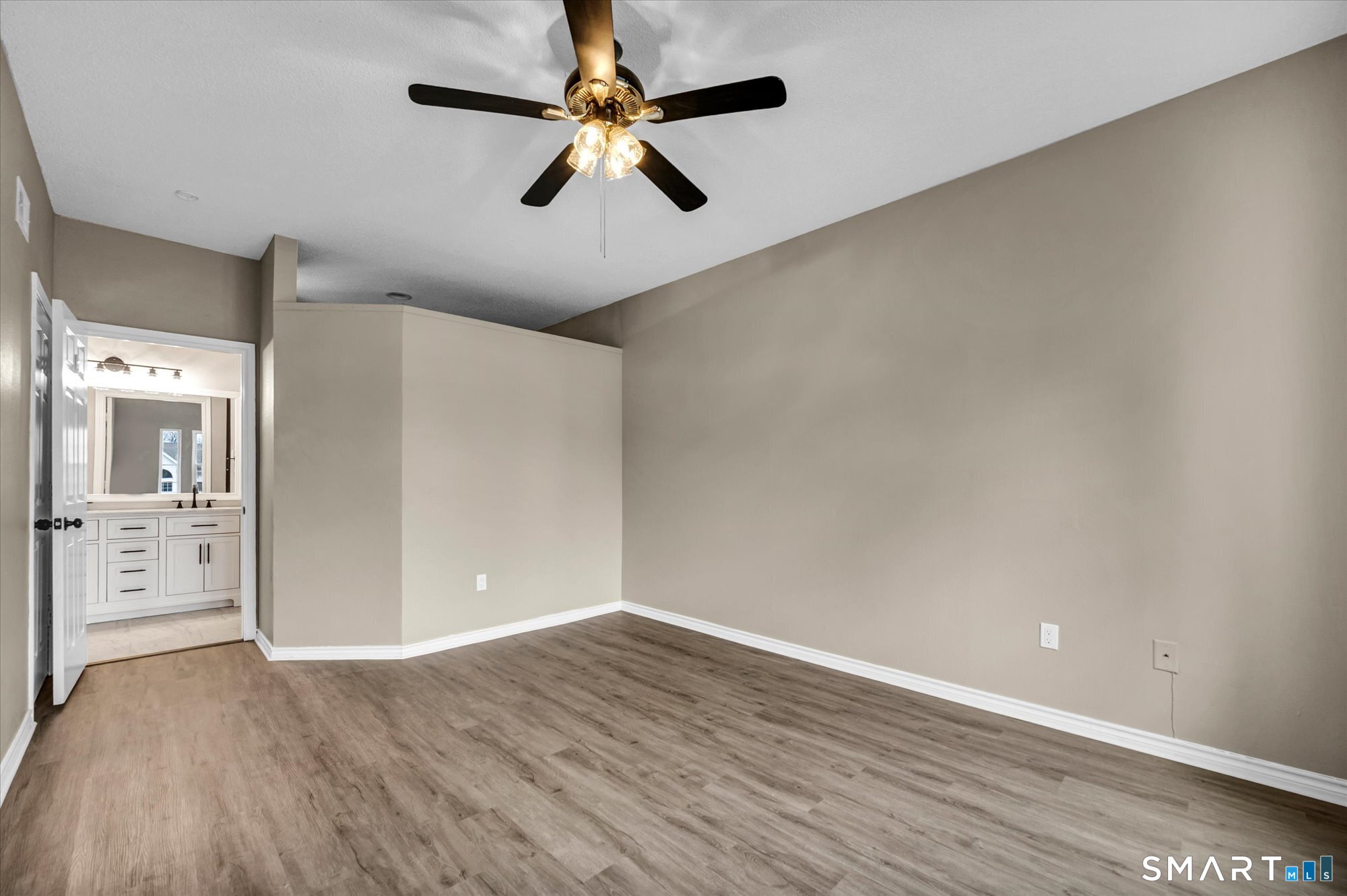 31 High Street East Hartford CT 06118