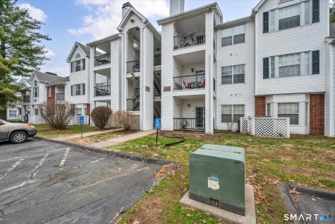 31 High Street East Hartford CT 06118