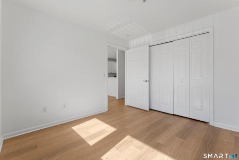 468 Main Street East Lyme CT 06357