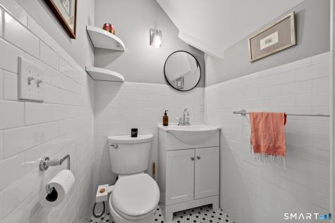 122 Newfield Street Middletown CT 06457