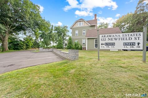 122 Newfield Street Middletown CT 06457