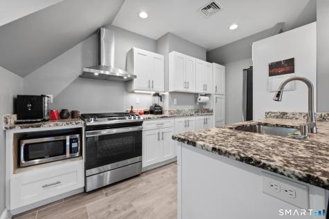122 Newfield Street Middletown CT 06457