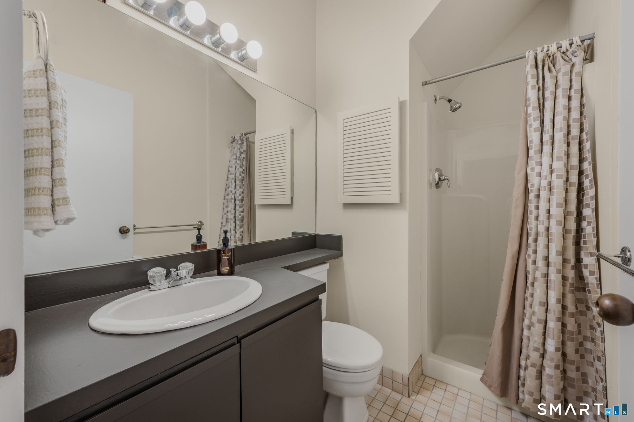 92 Main Street Deep River CT 06417