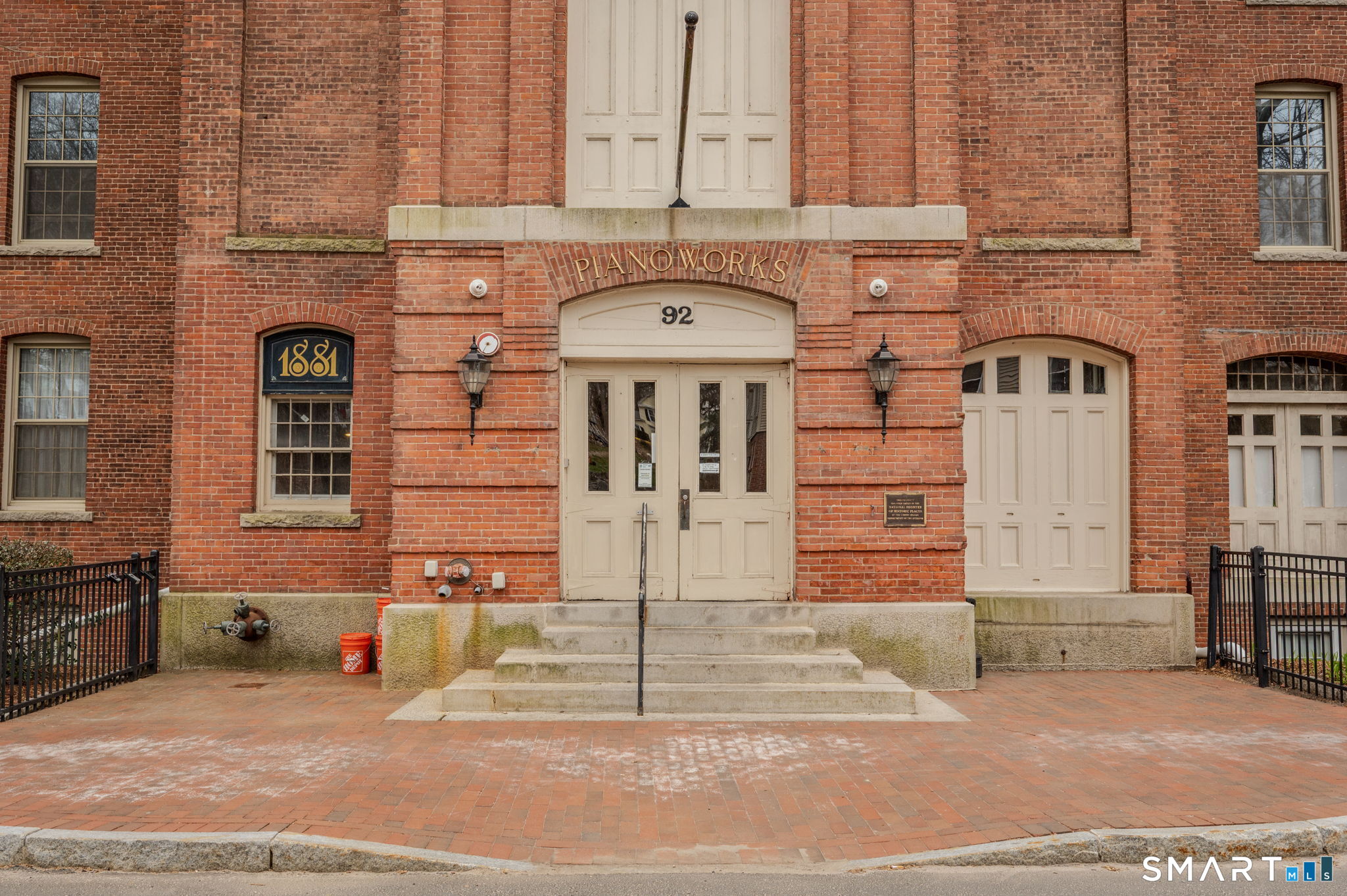 92 Main Street Deep River CT 06417