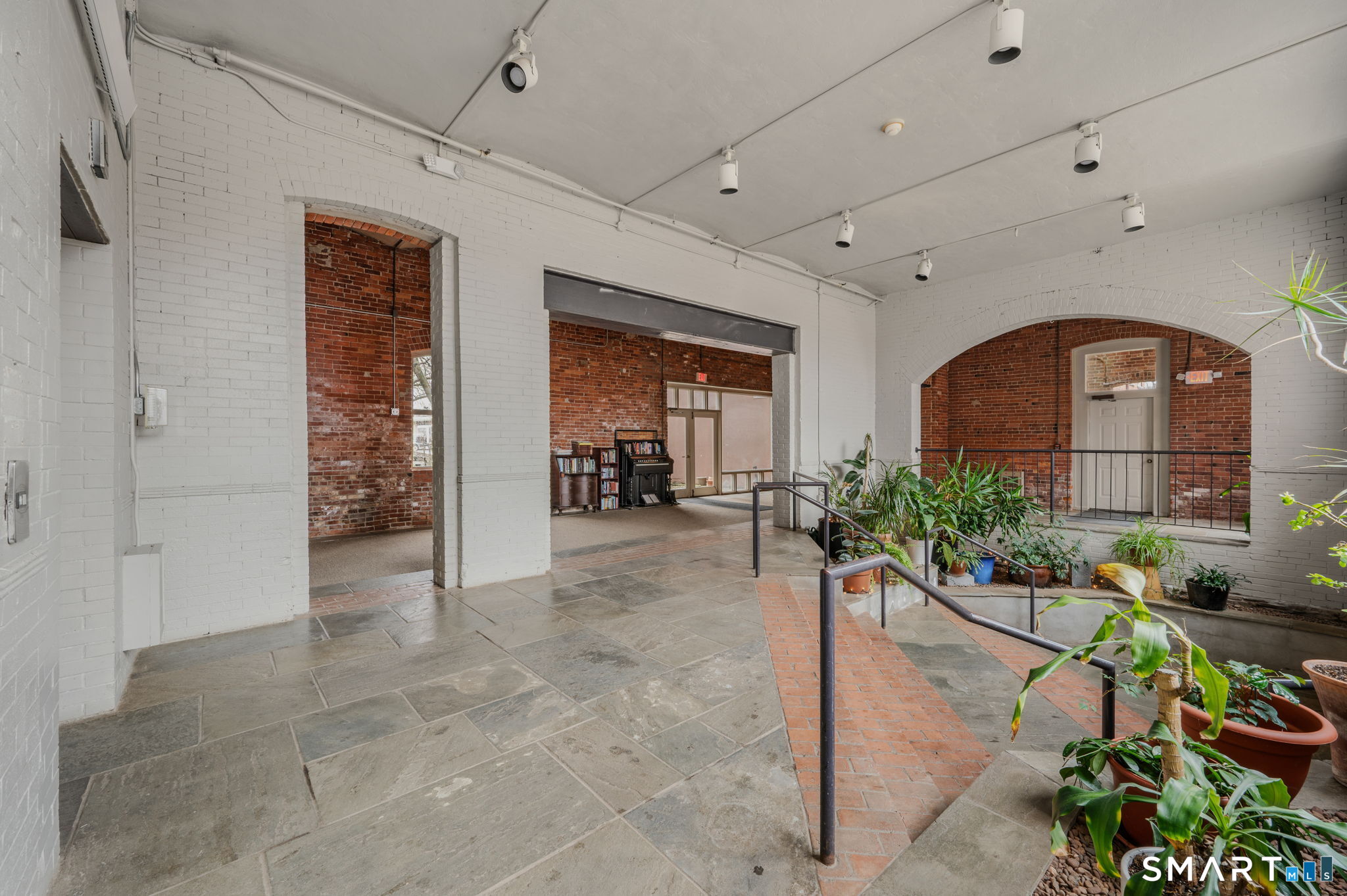 92 Main Street Deep River CT 06417