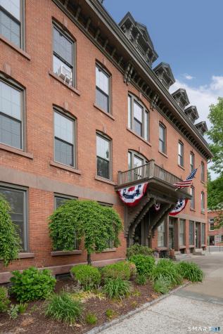 130 Main Street Canton CT 06019
