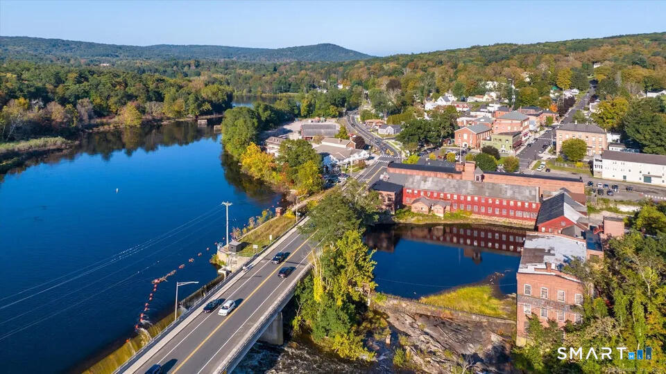 130 Main Street Canton CT 06019