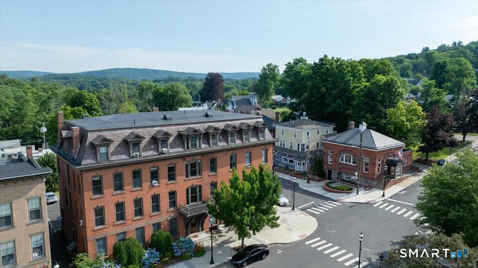 130 Main Street Canton CT 06019