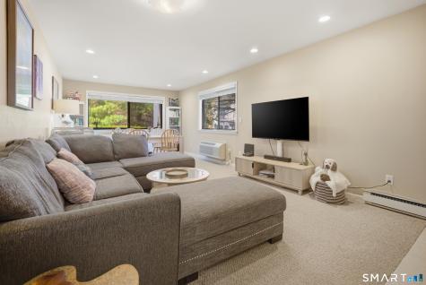 94 Wilton Crest Wilton CT 06897
