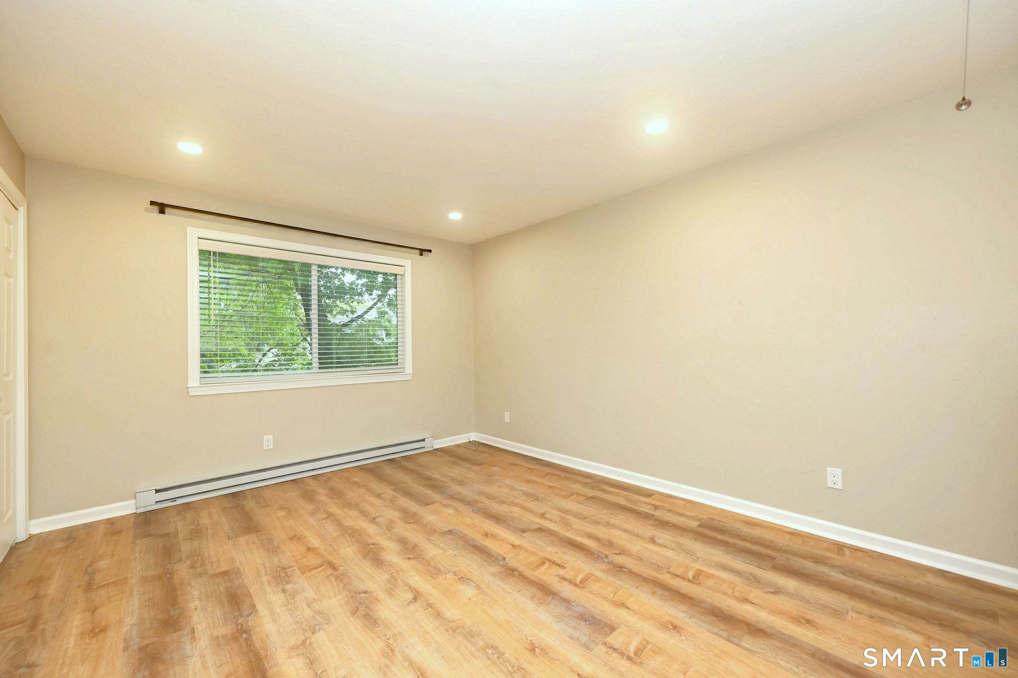 143 Columbus Place Stamford CT 06907