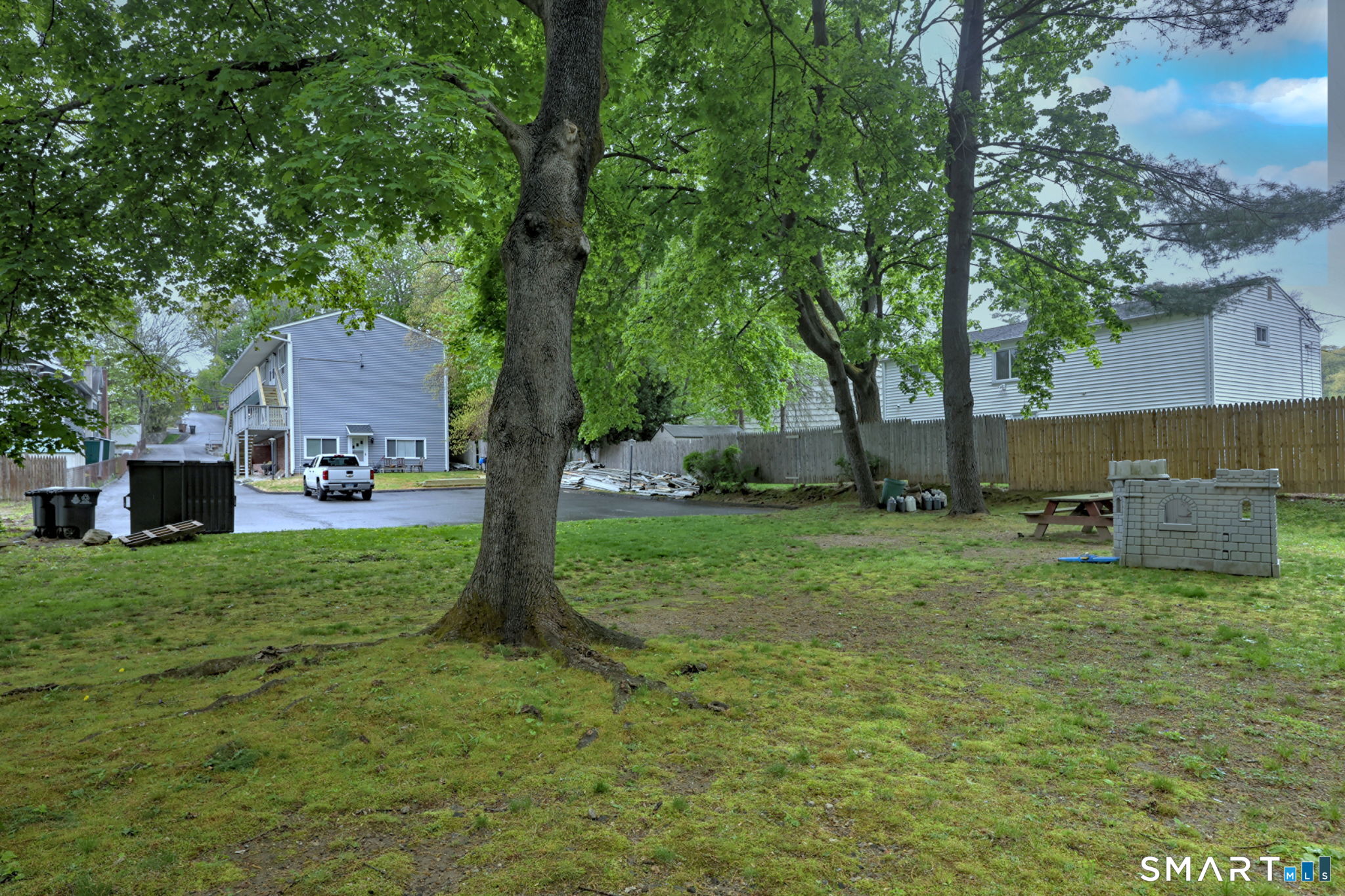 143 Columbus Place Stamford CT 06907