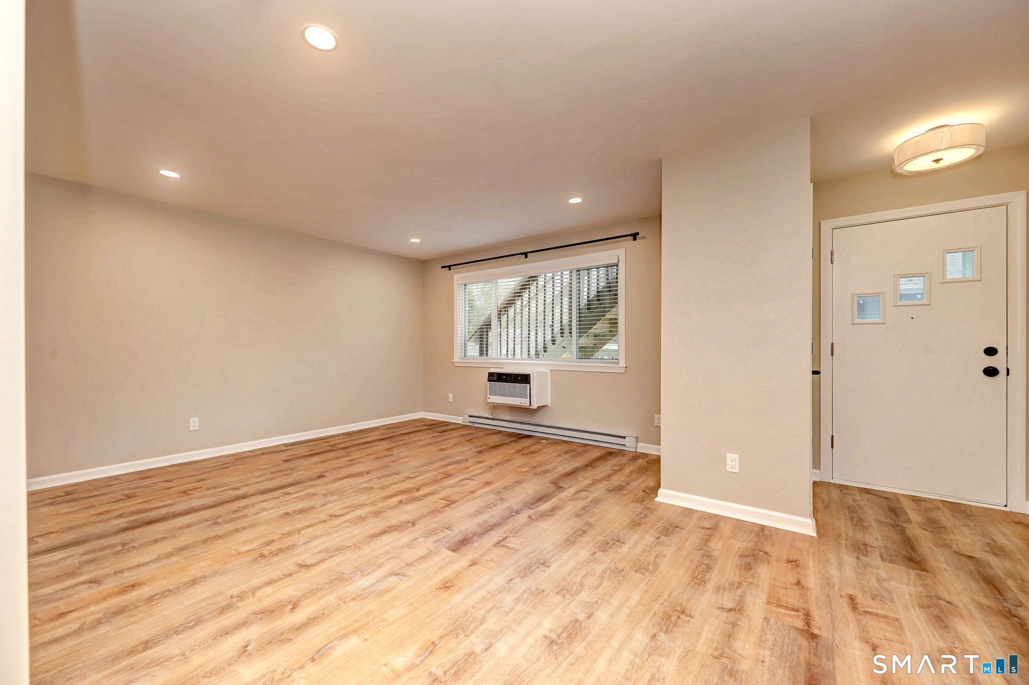 143 Columbus Place Stamford CT 06907