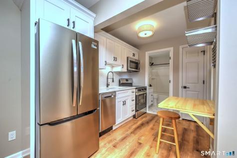 143 Columbus Place Stamford CT 06907