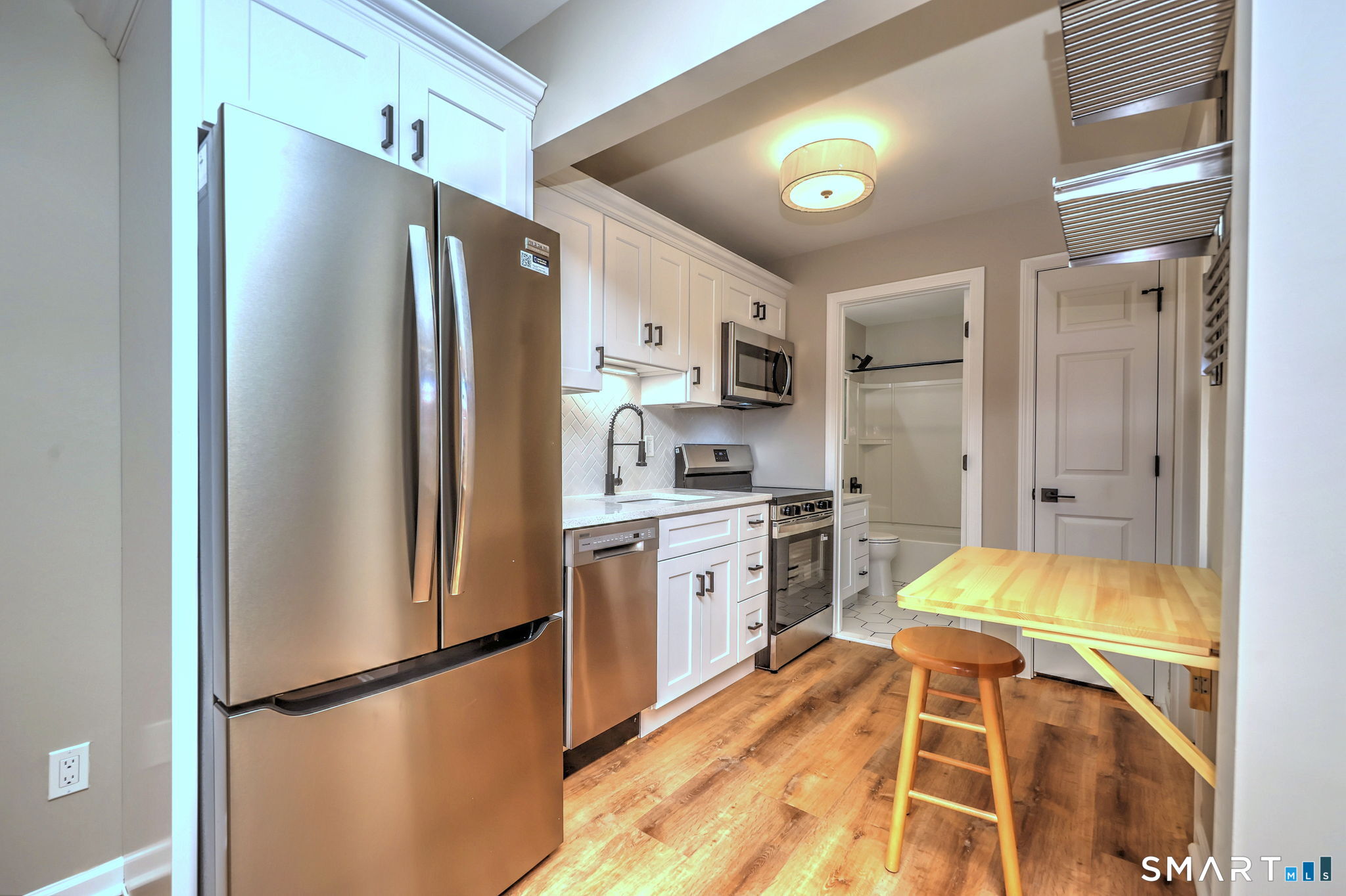 143 Columbus Place Stamford CT 06907
