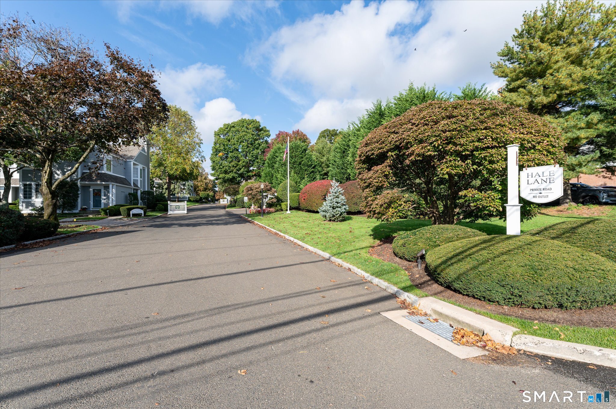 71 Hale Lane Darien CT 06820