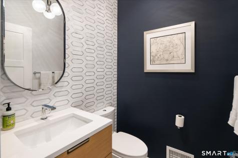 71 Hale Lane Darien CT 06820