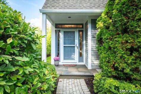71 Hale Lane Darien CT 06820