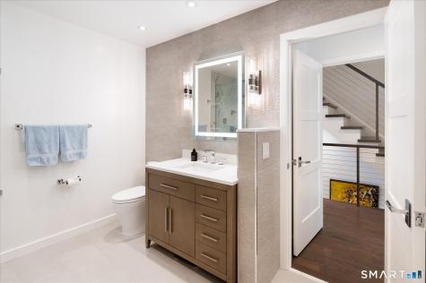 71 Hale Lane Darien CT 06820