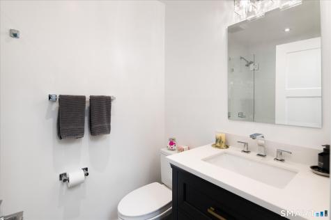71 Hale Lane Darien CT 06820