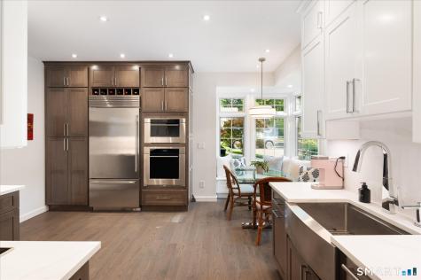71 Hale Lane Darien CT 06820