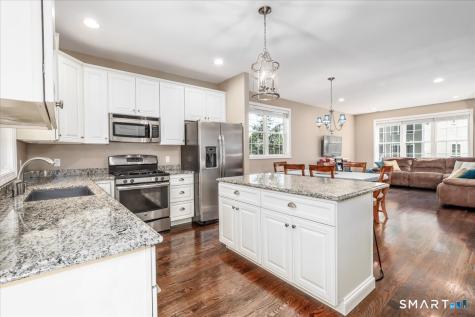 41 Short Oak Drive Brookfield CT 06804