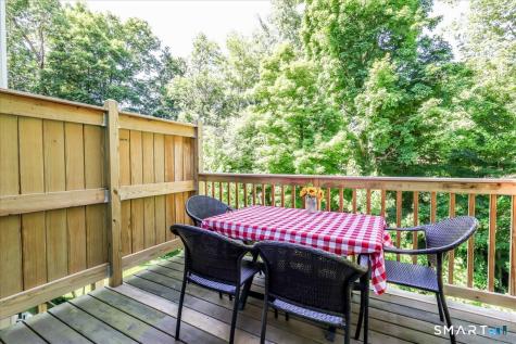 41 Short Oak Drive Brookfield CT 06804