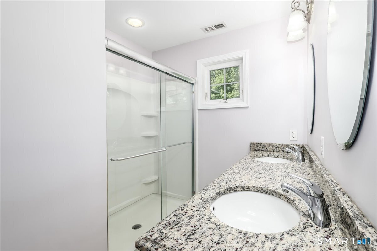 41 Short Oak Drive Brookfield CT 06804