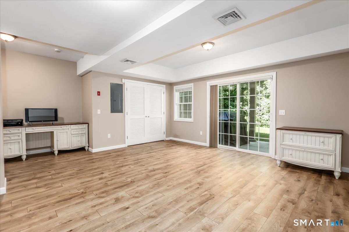 41 Short Oak Drive Brookfield CT 06804