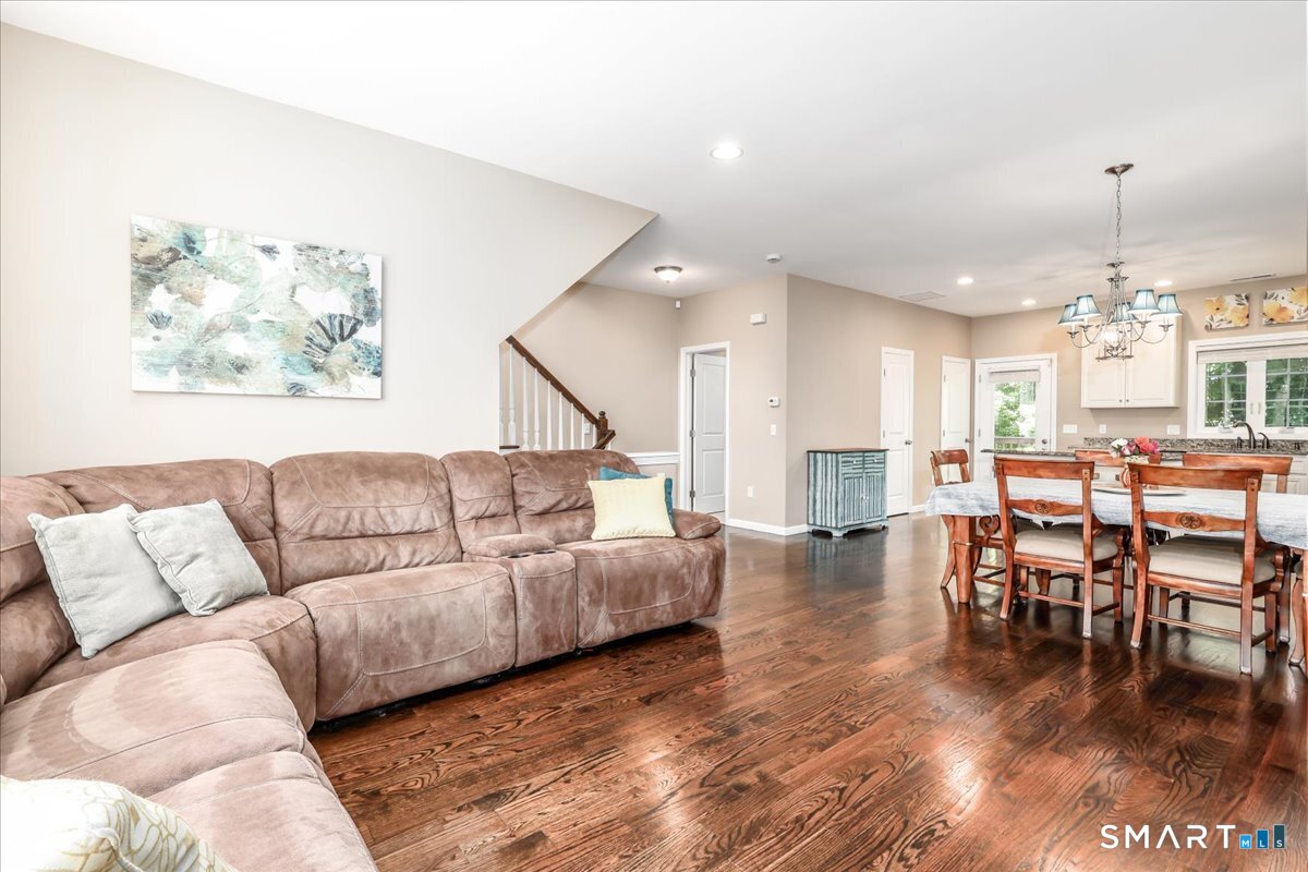 41 Short Oak Drive Brookfield CT 06804