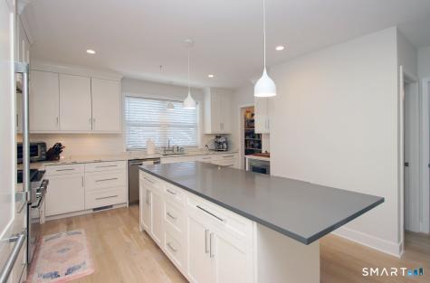 25 Beaumont Street Fairfield CT 06824