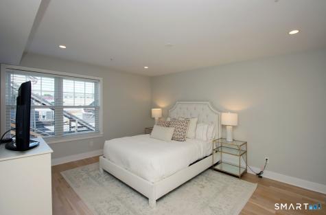 25 Beaumont Street Fairfield CT 06824